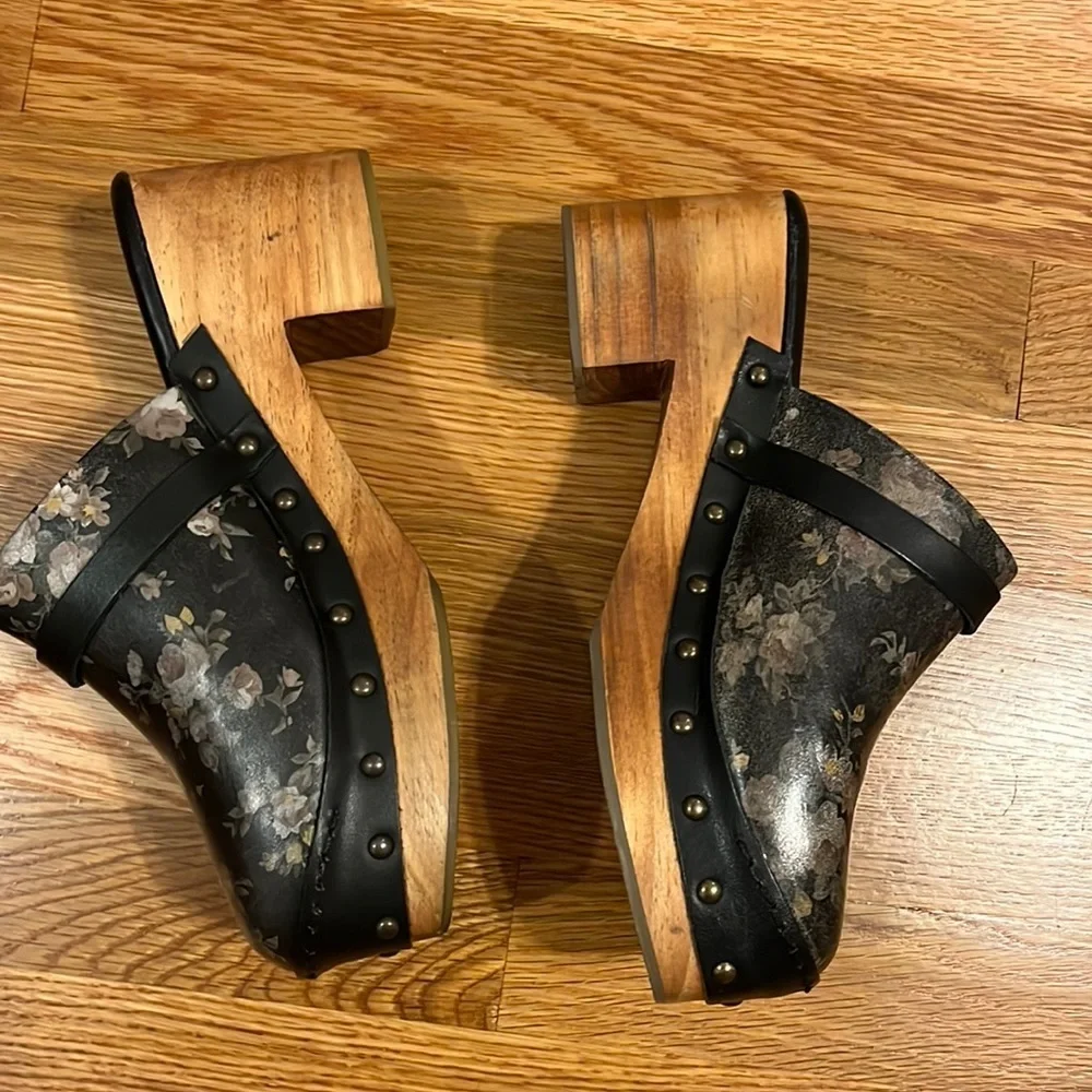 New Free People Calabasas Clogs Black Floral. - Picture 12 of 16